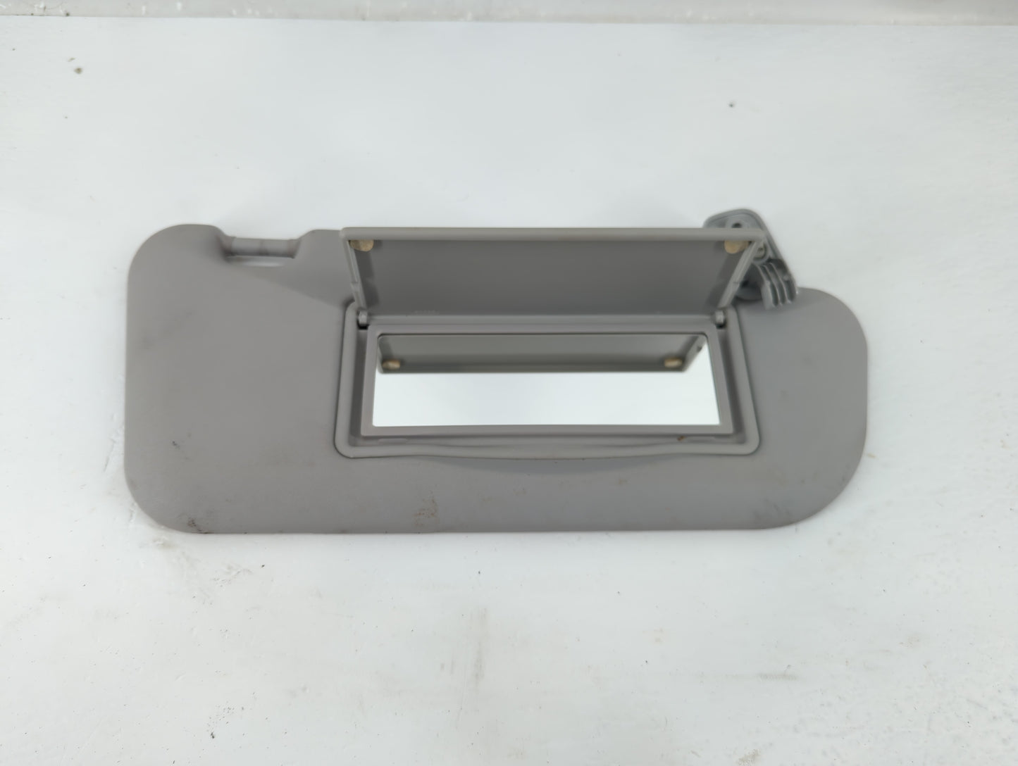 2004-2009 Mazda 3 Sun Visor Shade Replacement Passenger Right Mirror Fits Fits 2004 2005 2006 2007 2008 2009 OEM Used Auto P