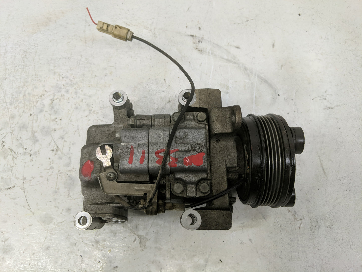 2005-2009 Mazda 3 Air Conditioning A/c Ac Compressor Oem - Oemusedautoparts1.com