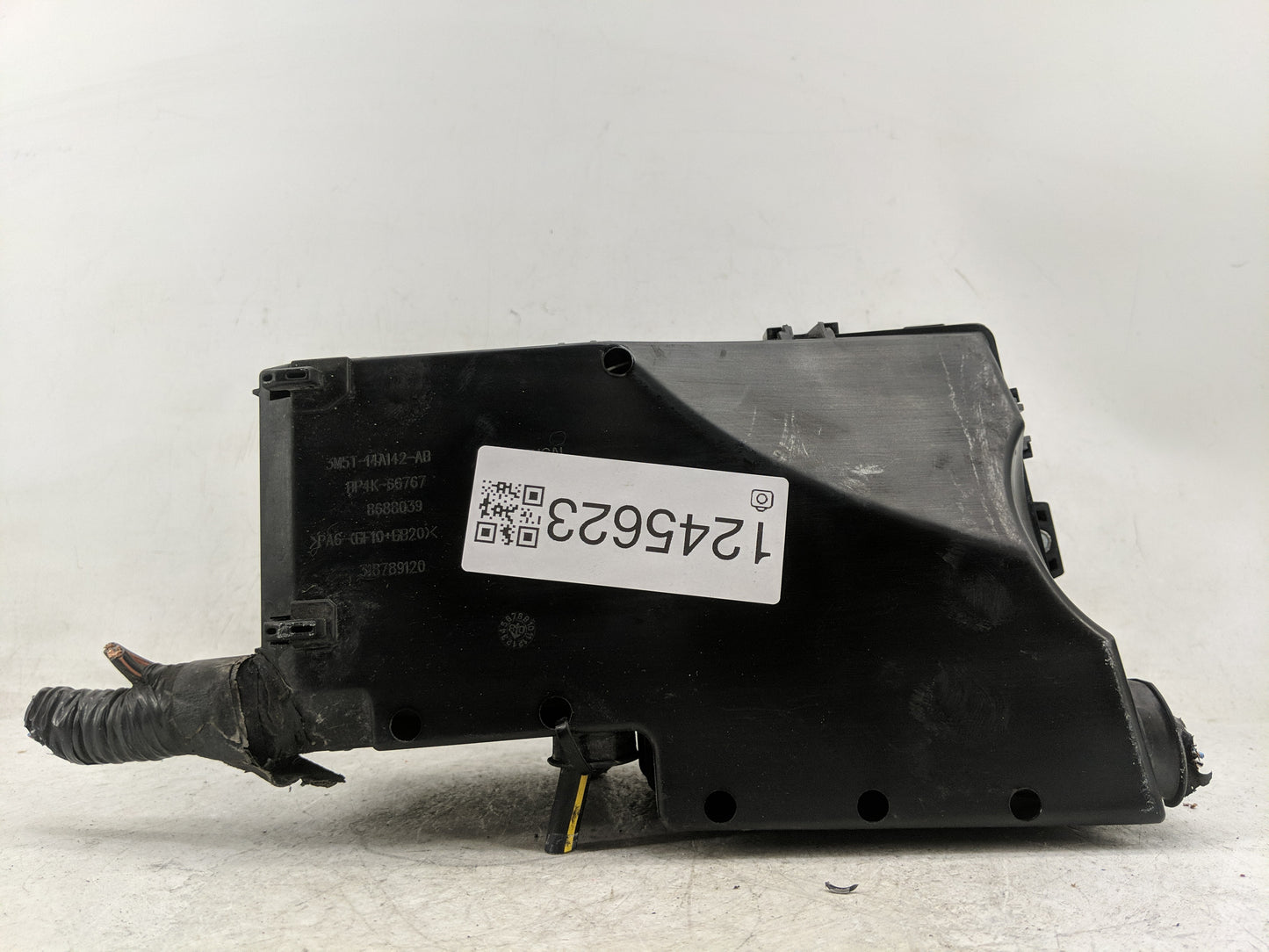 2004-2009 Mazda 3 Fusebox Fuse Box Panel Relay Module P/N:518818109 8P4K-66765 Fits Fits 2004 2005 2006 2007 2008 2009 OEM U