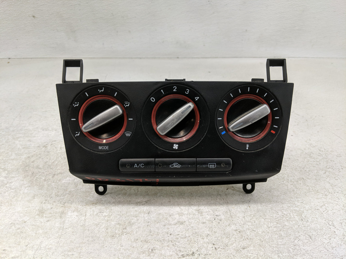 2007-2008 Mazda 3 Climate Control Module Temperature AC/Heater Replacement Fits Fits 2007 2008 OEM Used Auto Parts - Oemused