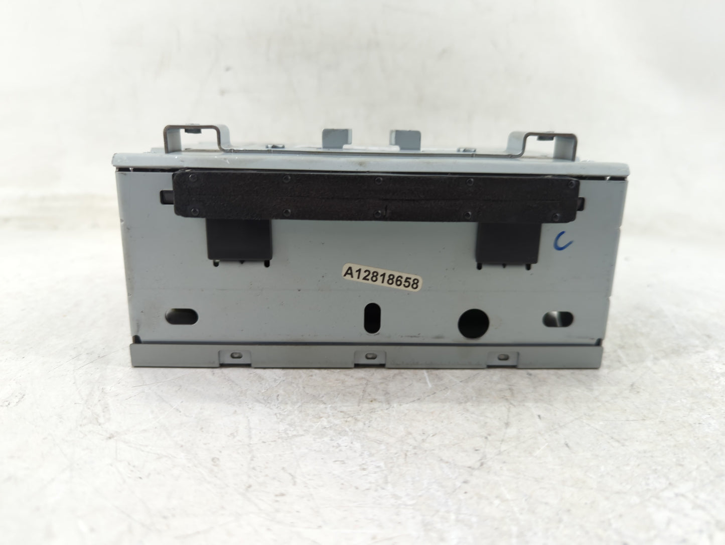 2008 Mazda 3 Radio AM FM Cd Player Receiver Replacement P/N:D2BT-19C107-AE Fits OEM Used Auto Parts - Oemusedautoparts1.com