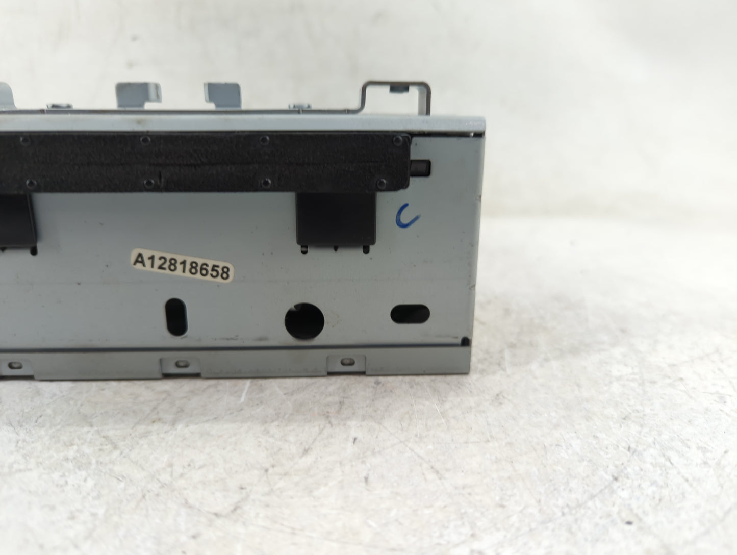 2008 Mazda 3 Radio AM FM Cd Player Receiver Replacement P/N:D2BT-19C107-AE Fits OEM Used Auto Parts - Oemusedautoparts1.com