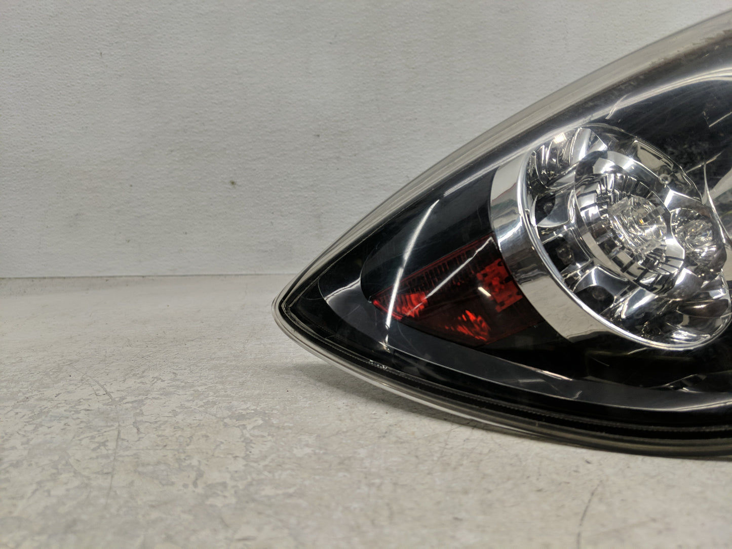 2005-2009 Mazda 3 Tail Light Assembly Driver Left OEM Fits Fits 2005 2006 2007 2008 2009 OEM Used Auto Parts - Oemusedautopa