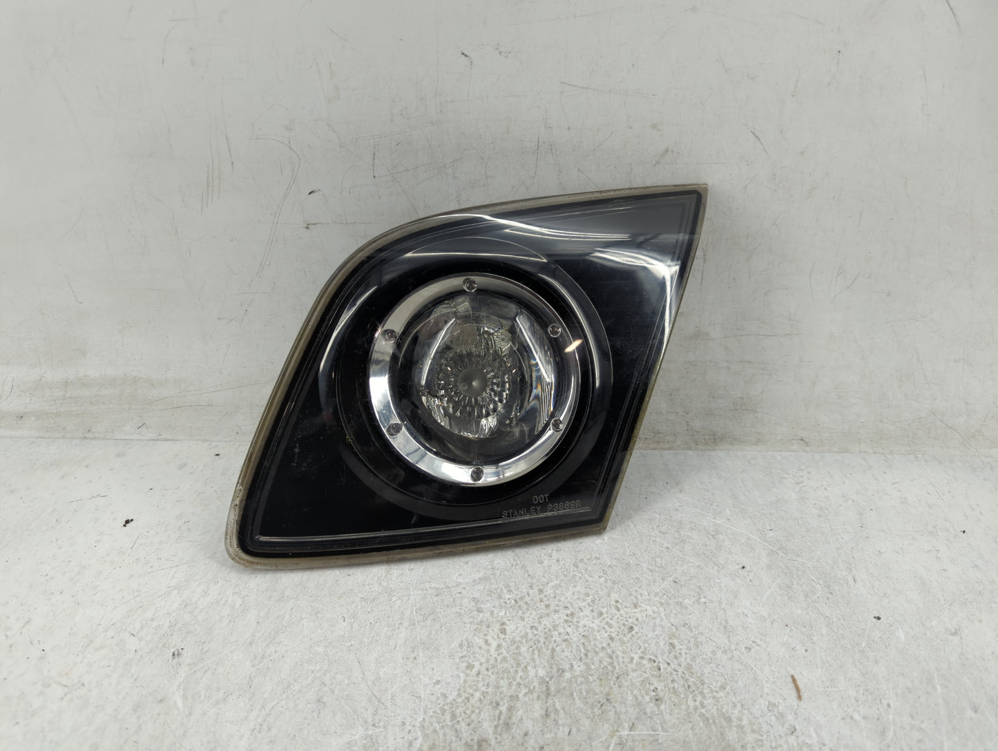2007-2009 Mazda 3 Tail Light Assembly Passenger Right OEM P/N:P3869R Fits Fits 2007 2008 2009 OEM Used Auto Parts - Oemuseda