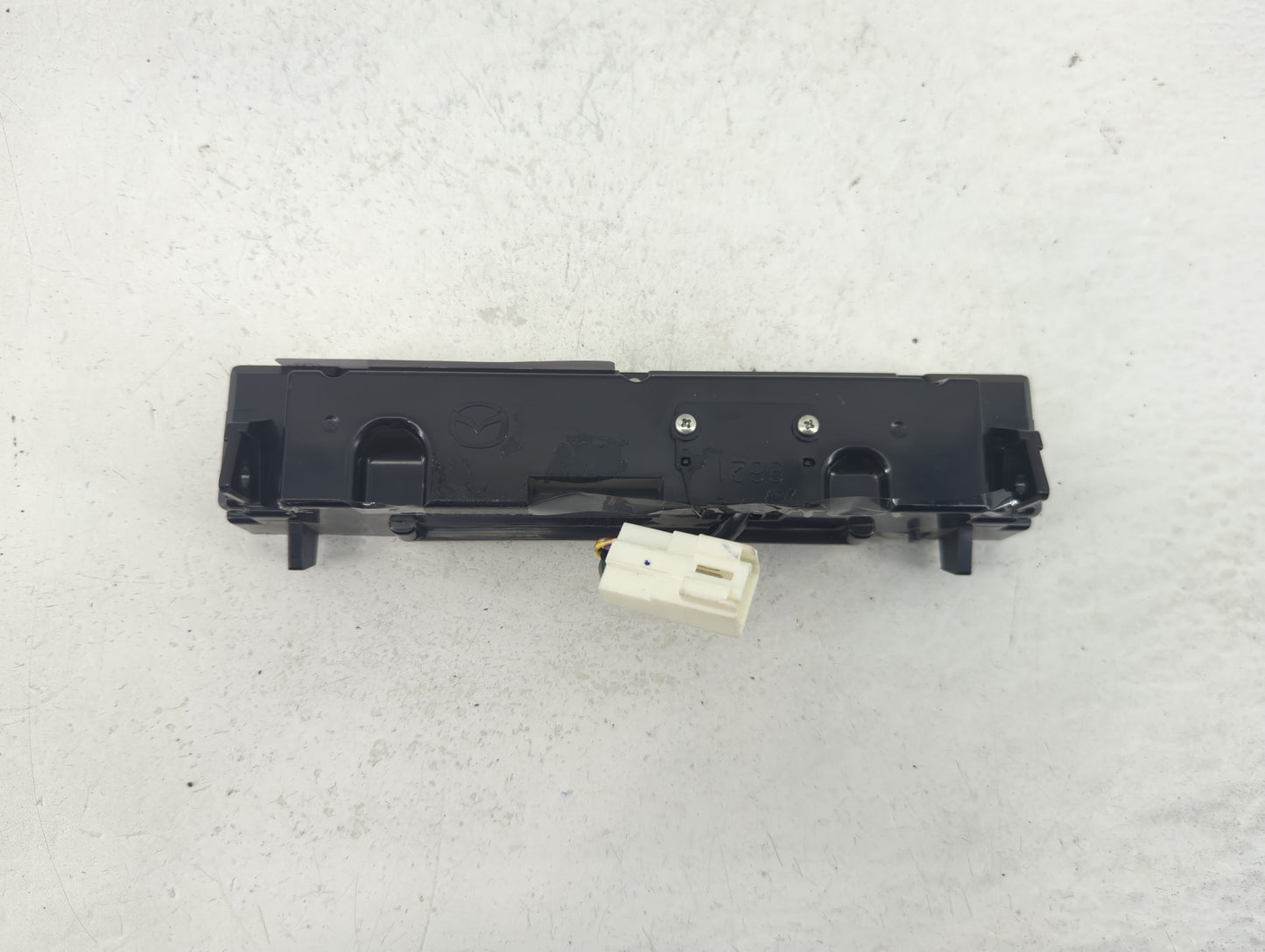 2006-2009 Mazda 3 Information Display Screen - Oemusedautoparts1.com