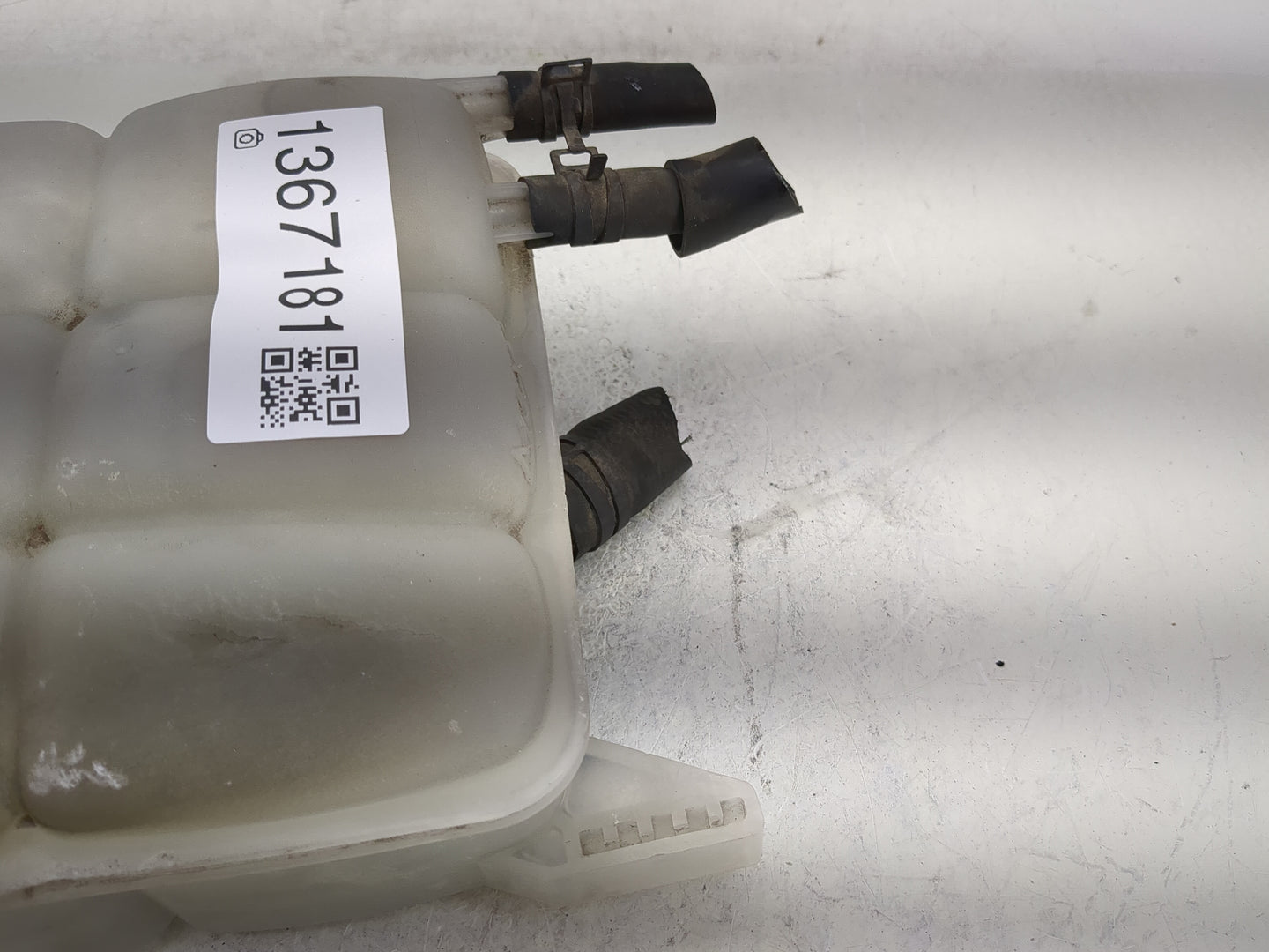 2004-2009 Mazda 3 Windshield Washer Fluid Reservoir Bottle Oem - Oemusedautoparts1.com