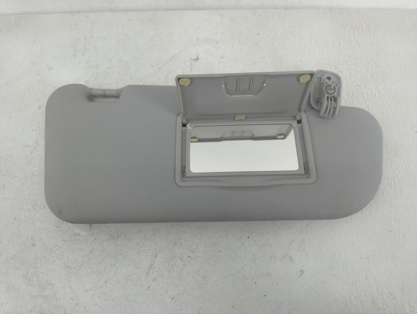2007-2009 Mazda 3 Sun Visor Shade Replacement Passenger Right Mirror Fits Fits 2007 2008 2009 OEM Used Auto Parts - Oemuseda