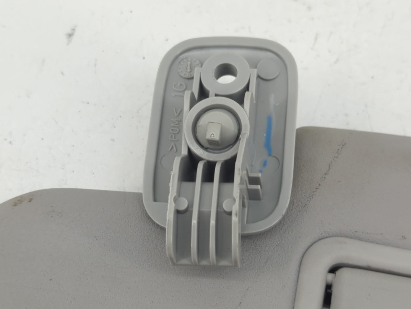 2004-2009 Mazda 3 Sun Visor Shade Replacement Driver Left Mirror Fits Fits 2004 2005 2006 2007 2008 2009 OEM Used Auto Parts