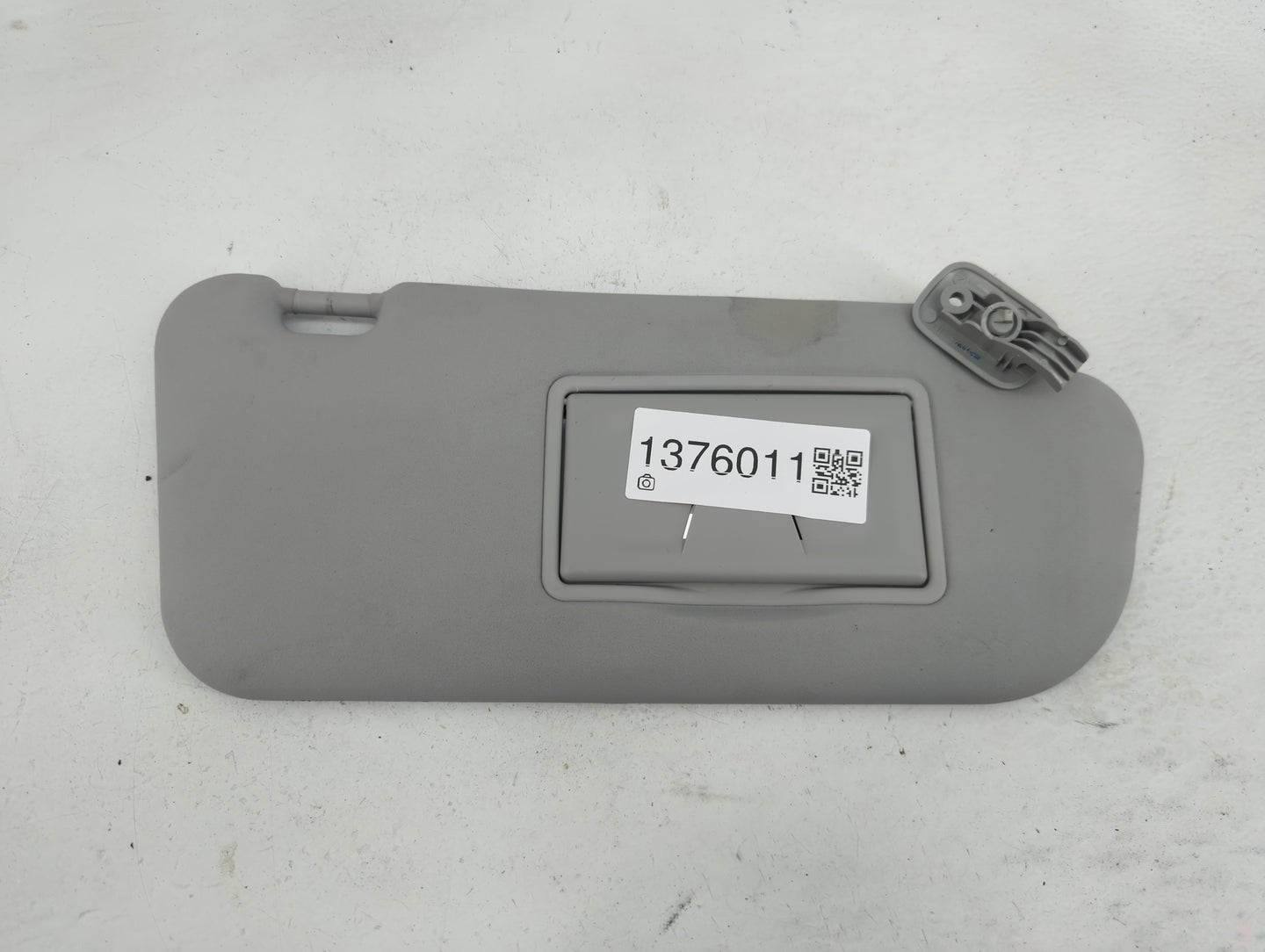 2007-2009 Mazda 3 Sun Visor Shade Replacement Passenger Right Mirror Fits Fits 2007 2008 2009 OEM Used Auto Parts - Oemuseda