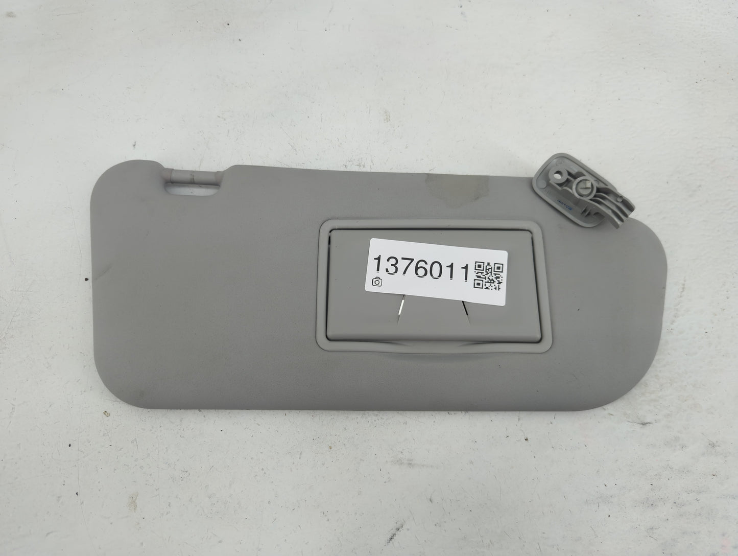 2007-2009 Mazda 3 Sun Visor Shade Replacement Passenger Right Mirror Fits Fits 2007 2008 2009 OEM Used Auto Parts - Oemuseda