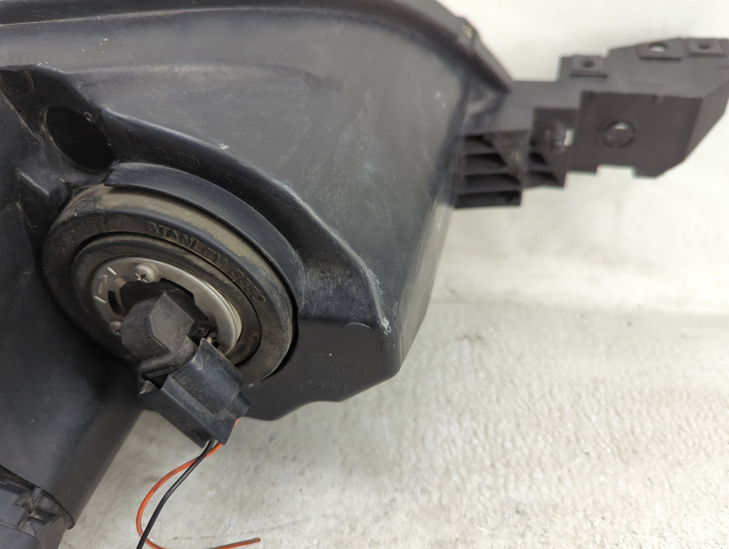 2004-2009 Mazda 3 Passenger Right Oem Head Light Headlight Lamp - Oemusedautoparts1.com