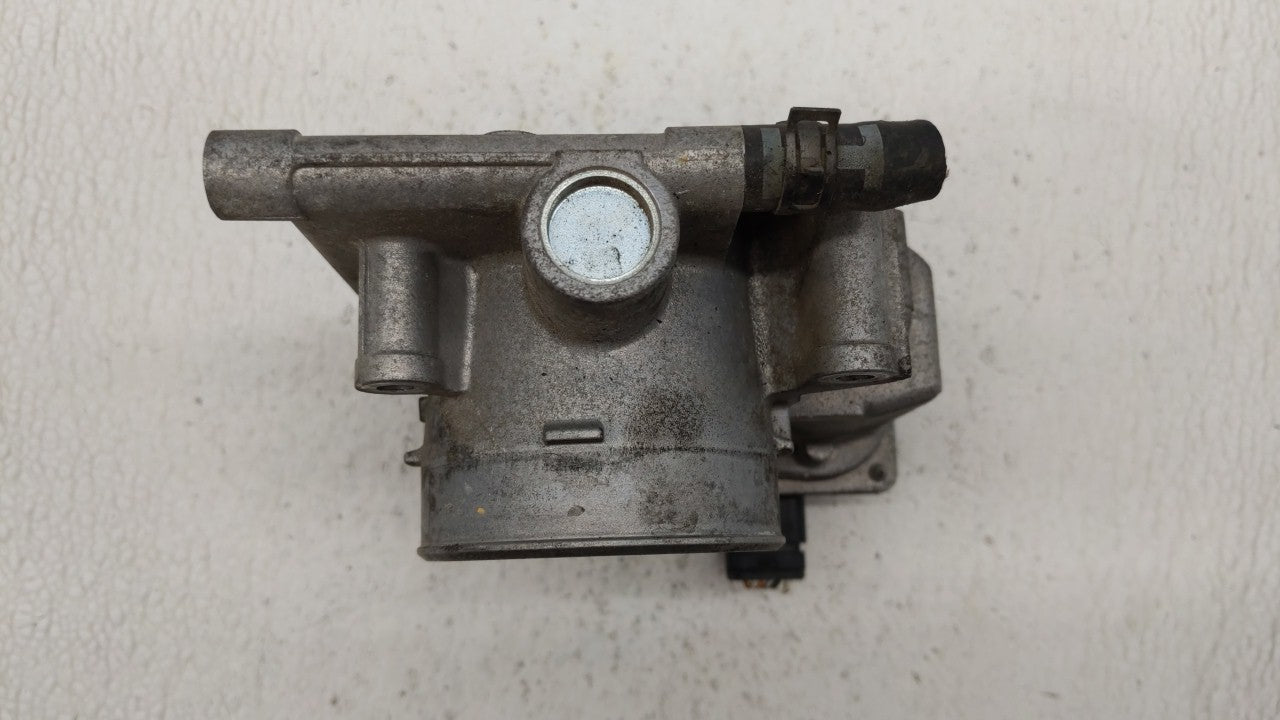 2006-2013 Mazda 3 Throttle Body P/N:L3R4 13 640 L3G2 13 640 A, P53N 13 640 Fits Fits 2006 2007 2008 2009 2010 2011 2012 2013