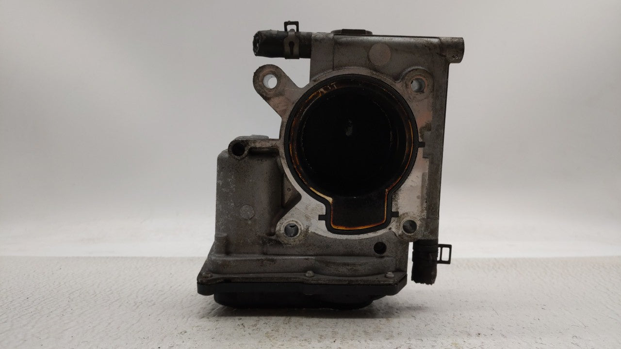 2006-2013 Mazda 3 Throttle Body P/N:L3R4 13 640 L3G2 13 640 A, P53N 13 640 Fits Fits 2006 2007 2008 2009 2010 2011 2012 2013