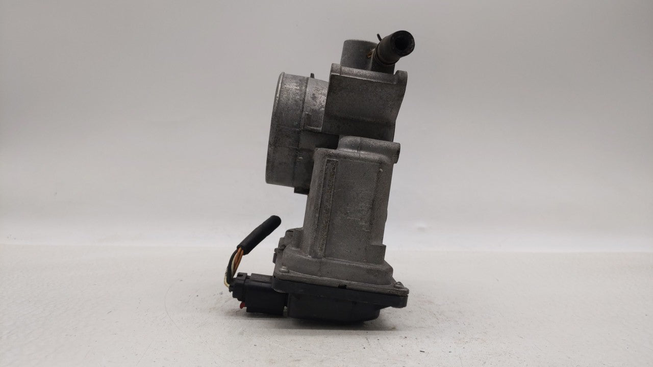 2006-2013 Mazda 3 Throttle Body P/N:L3R4 13 640 L3G2 13 640 A, P53N 13 640 Fits Fits 2006 2007 2008 2009 2010 2011 2012 2013