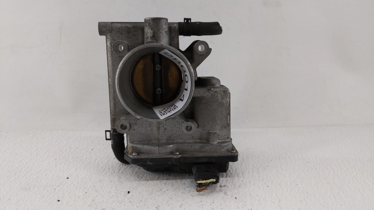 2006-2013 Mazda 3 Throttle Body P/N:L3R4 13 640 L3G2 13 640 A, P53N 13 640 Fits Fits 2006 2007 2008 2009 2010 2011 2012 2013