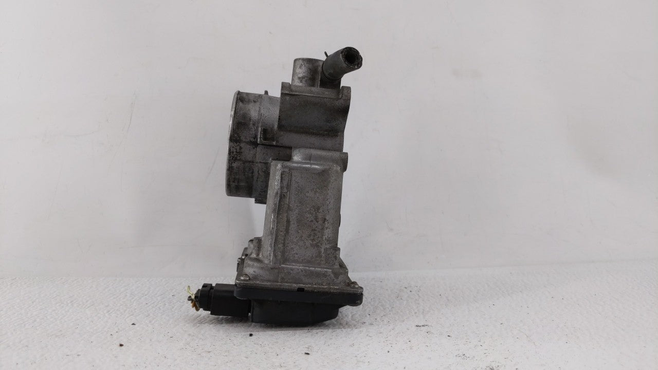 2006-2013 Mazda 3 Throttle Body P/N:L3R4 13 640 L3G2 13 640 A, P53N 13 640 Fits Fits 2006 2007 2008 2009 2010 2011 2012 2013