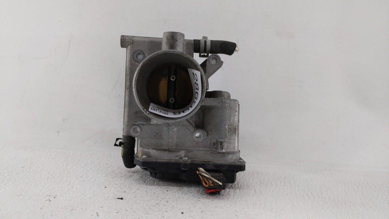 2006-2013 Mazda 3 Throttle Body P/N:L3R4 13 640 L3G2 13 640 A, P53N 13 640 Fits Fits 2006 2007 2008 2009 2010 2011 2012 2013