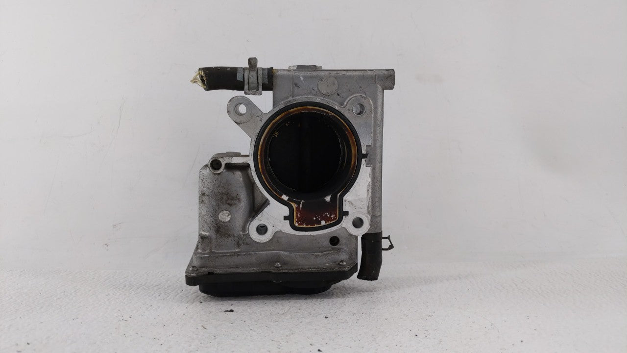 2006-2013 Mazda 3 Throttle Body P/N:L3R4 13 640 L3G2 13 640 A, P53N 13 640 Fits Fits 2006 2007 2008 2009 2010 2011 2012 2013