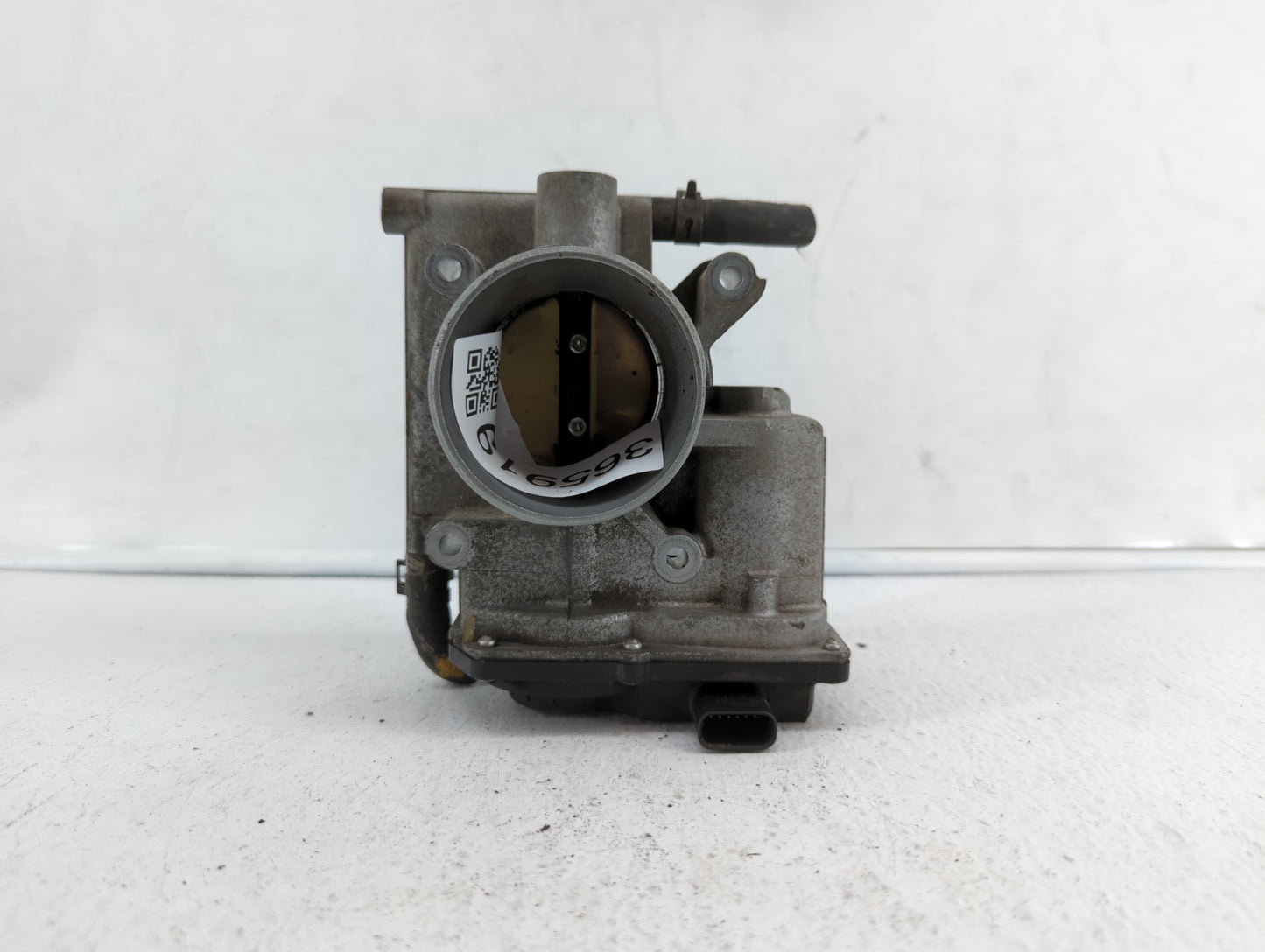 2006-2013 Mazda 3 Throttle Body P/N:6M8G-9F991-A L3R4 13 640, L3G2 13 640 A Fits Fits 2006 2007 2008 2009 2010 2011 2012 201