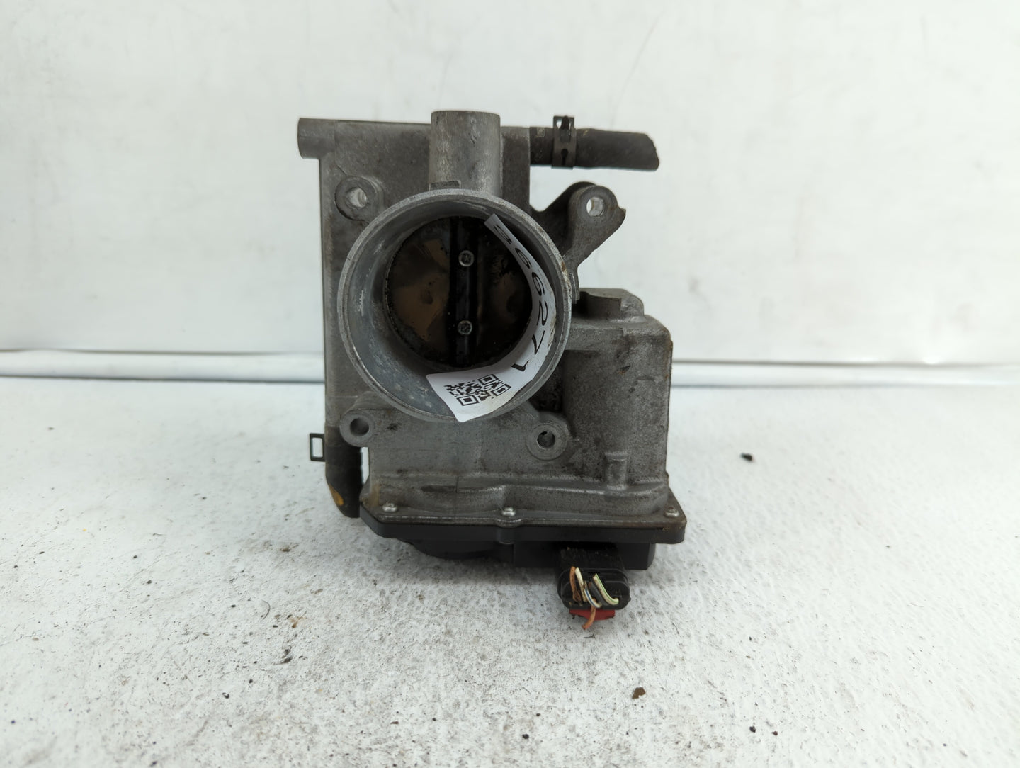 2006-2013 Mazda 3 Throttle Body P/N:6M8G-9F991-A L3R4 13 640, L3G2 13 640 A Fits Fits 2006 2007 2008 2009 2010 2011 2012 201
