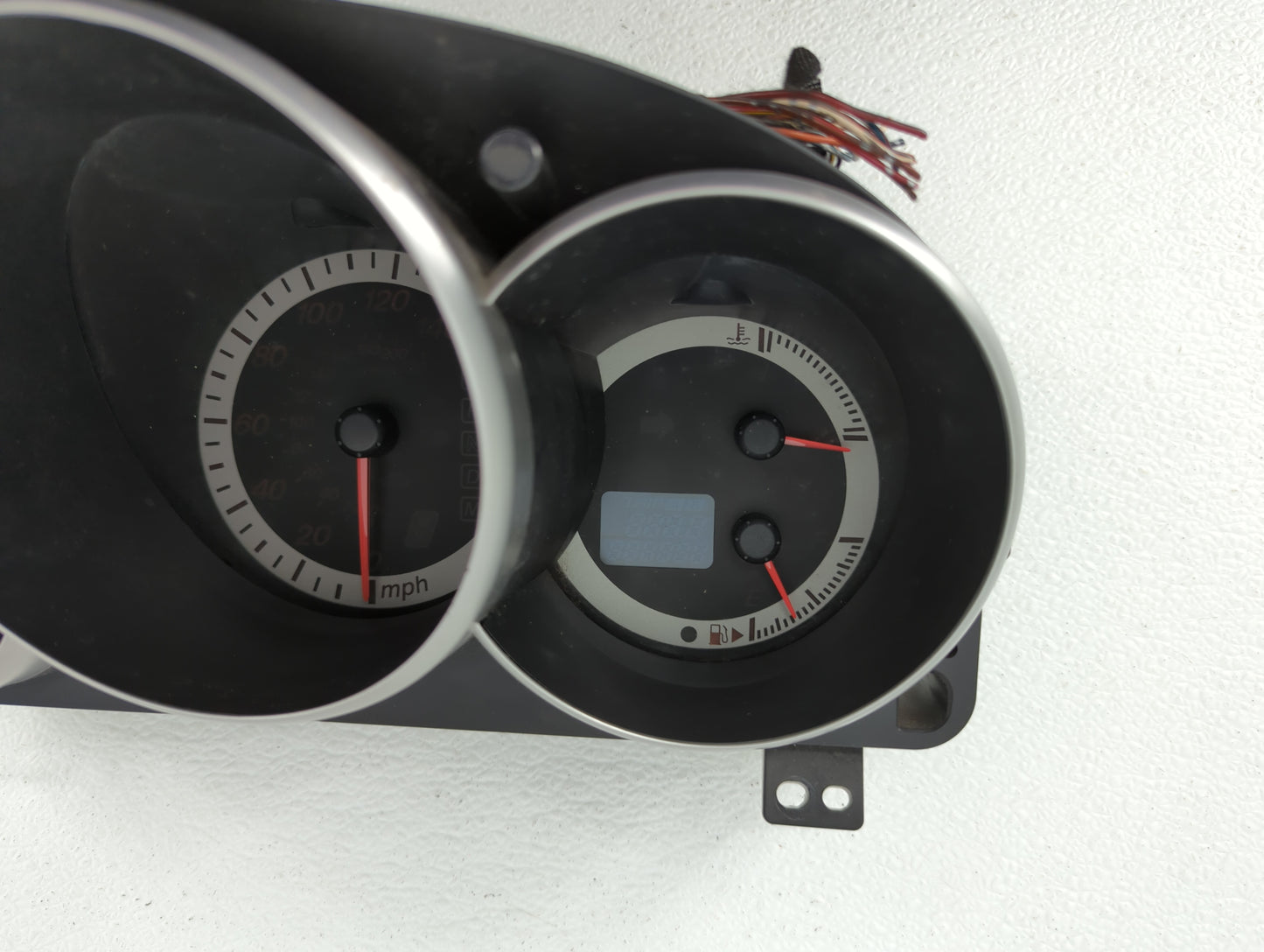 2007-2008 Mazda 3 Instrument Cluster Speedometer Gauges P/N:BP4K5 5430 K9001 84 BAR3 A Miles: Fits Fits 2007 2008 OEM Used A