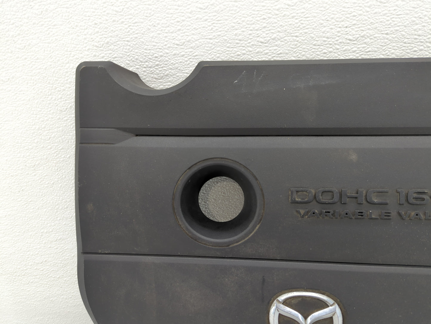 2008 Mazda 3 Engine Cover 437386 - Oemusedautoparts1.com