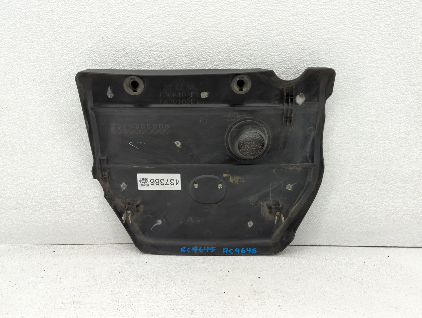 2008 Mazda 3 Engine Cover 437386 - Oemusedautoparts1.com