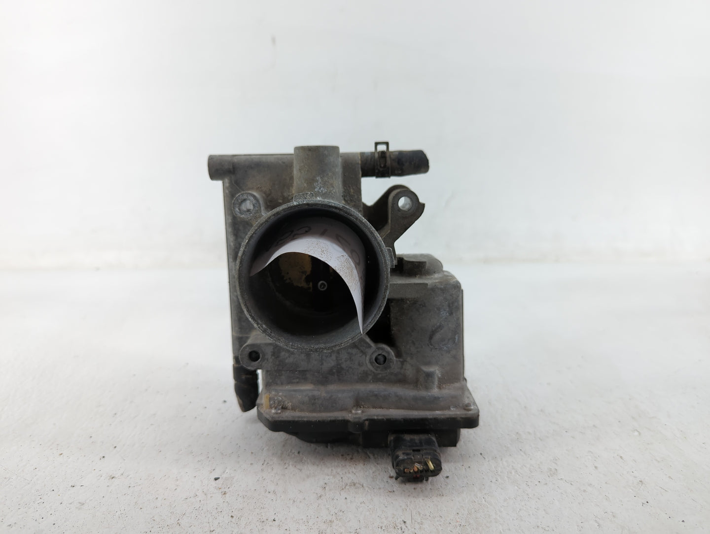 2006-2013 Mazda 3 Throttle Body P/N:L3R4 13 640 L3G2 13 640 A, P53N 13 640 Fits Fits 2006 2007 2008 2009 2010 2011 2012 2013