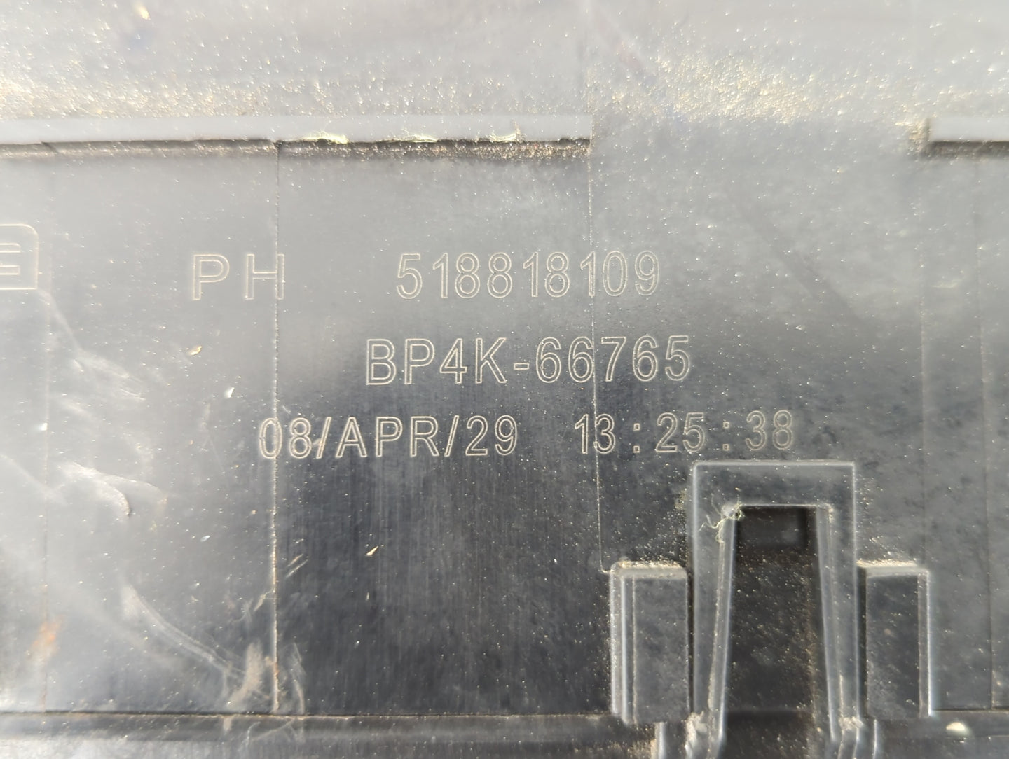 2004-2009 Mazda 3 Fusebox Fuse Box Panel Relay Module P/N:518818109 BP4K-66765 Fits Fits 2004 2005 2006 2007 2008 2009 OEM U