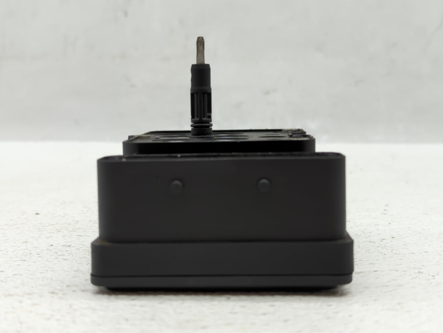 2007-2009 Mazda 3 Chassis Control Module Ccm Bcm Body Control - Oemusedautoparts1.com