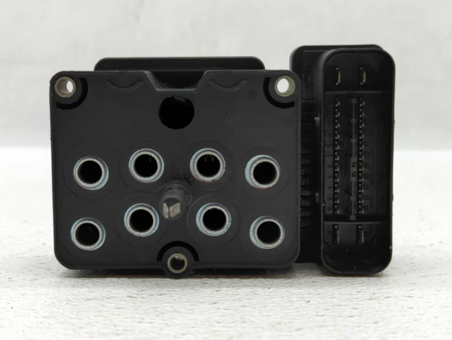 2007-2009 Mazda 3 Chassis Control Module Ccm Bcm Body Control - Oemusedautoparts1.com
