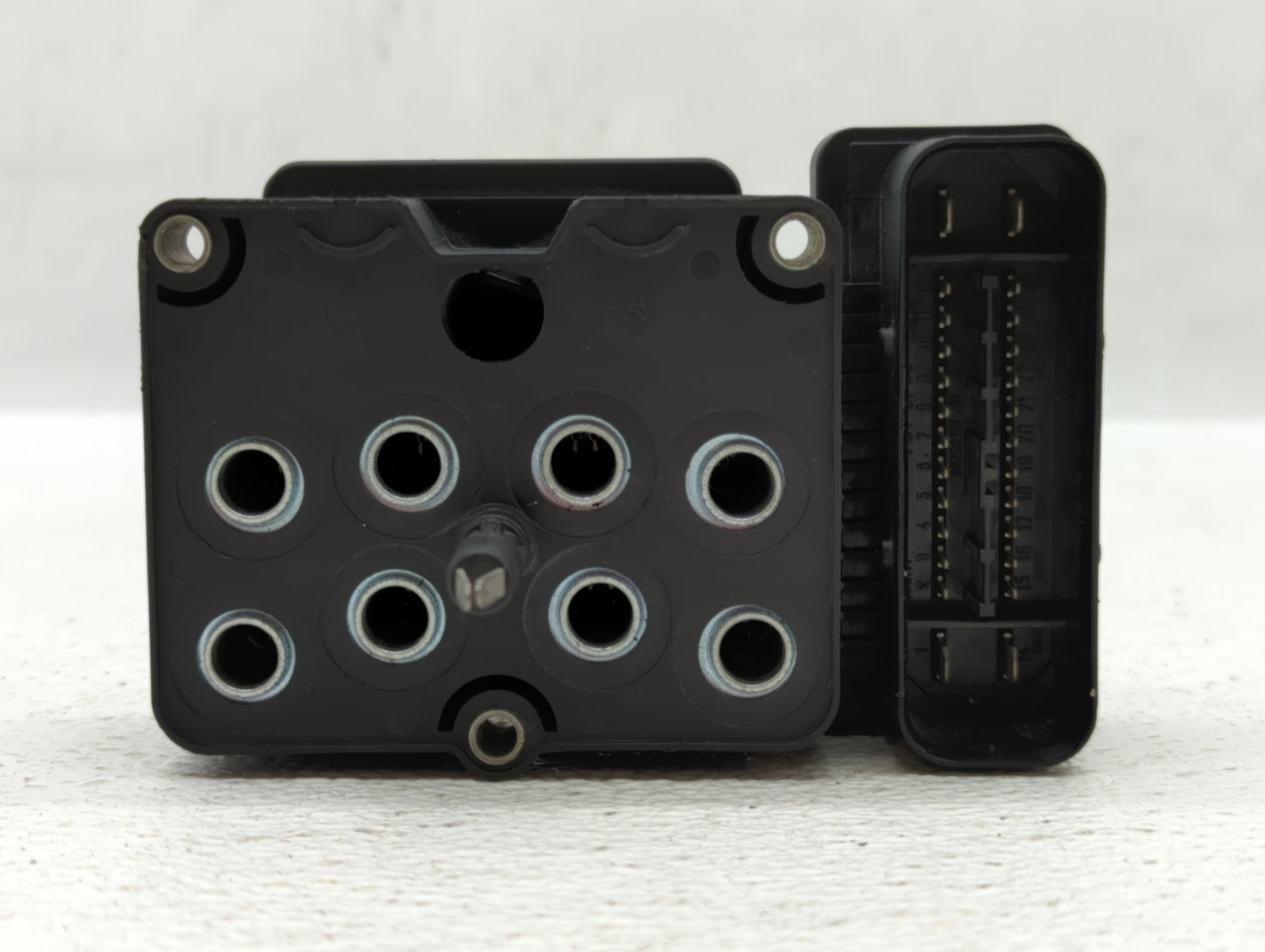2007-2009 Mazda 3 Chassis Control Module Ccm Bcm Body Control - Oemusedautoparts1.com