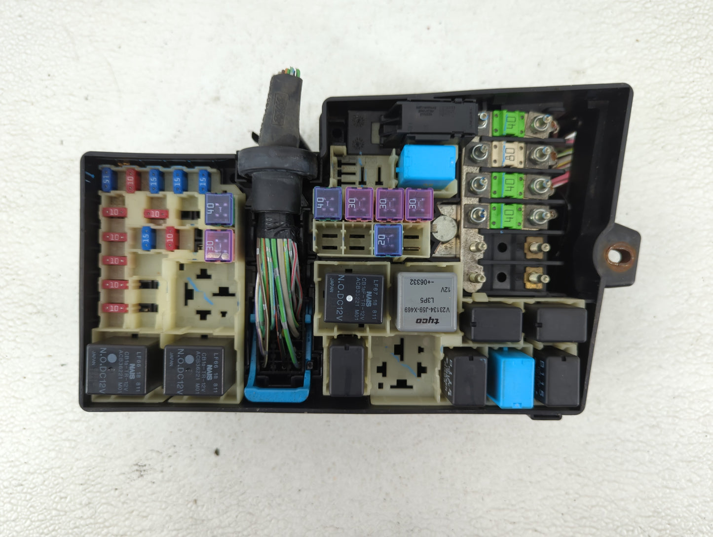 2004-2009 Mazda 3 Fusebox Fuse Box Panel Relay Module P/N:3M5T-14A142-AB Fits Fits 2004 2005 2006 2007 2008 2009 OEM Used Au
