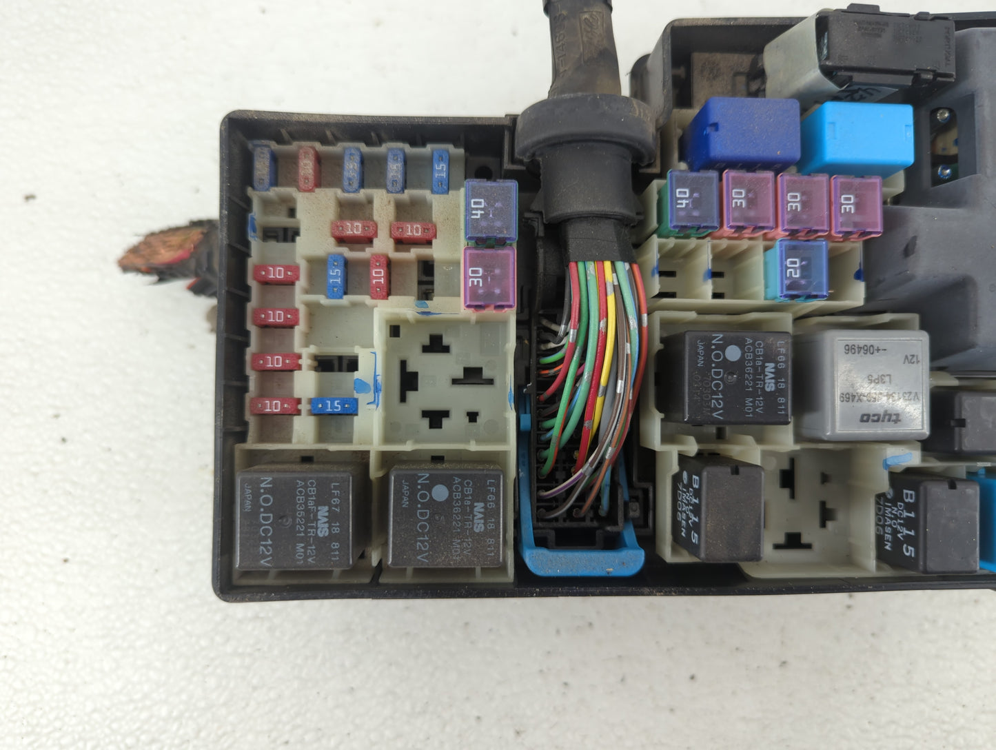 2004-2009 Mazda 3 Fusebox Fuse Box Panel Relay Module P/N:3M5T-14A142-AB Fits Fits 2004 2005 2006 2007 2008 2009 OEM Used Au