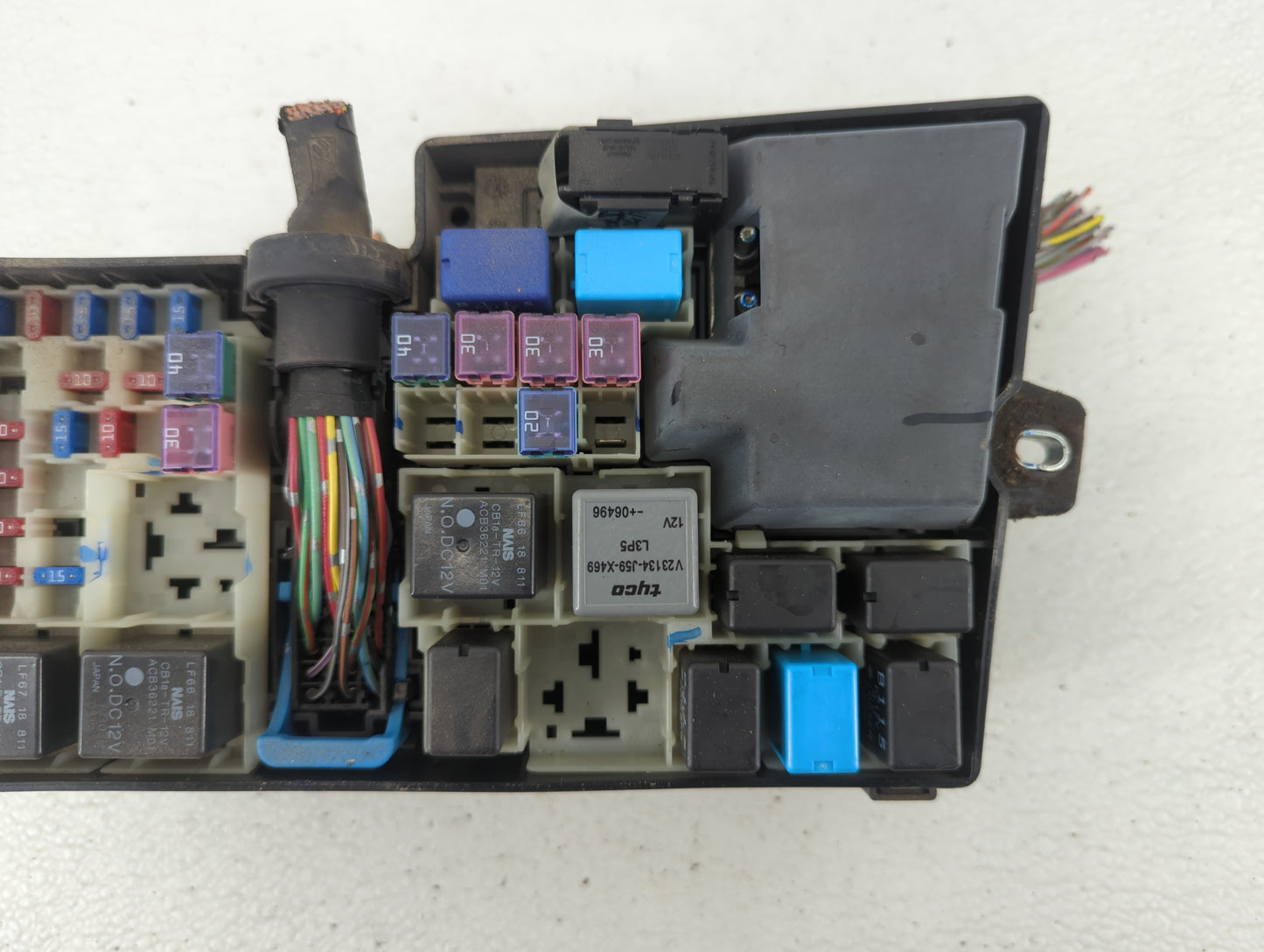 2004-2009 Mazda 3 Fusebox Fuse Box Panel Relay Module P/N:3M5T-14A142-AB Fits Fits 2004 2005 2006 2007 2008 2009 OEM Used Au