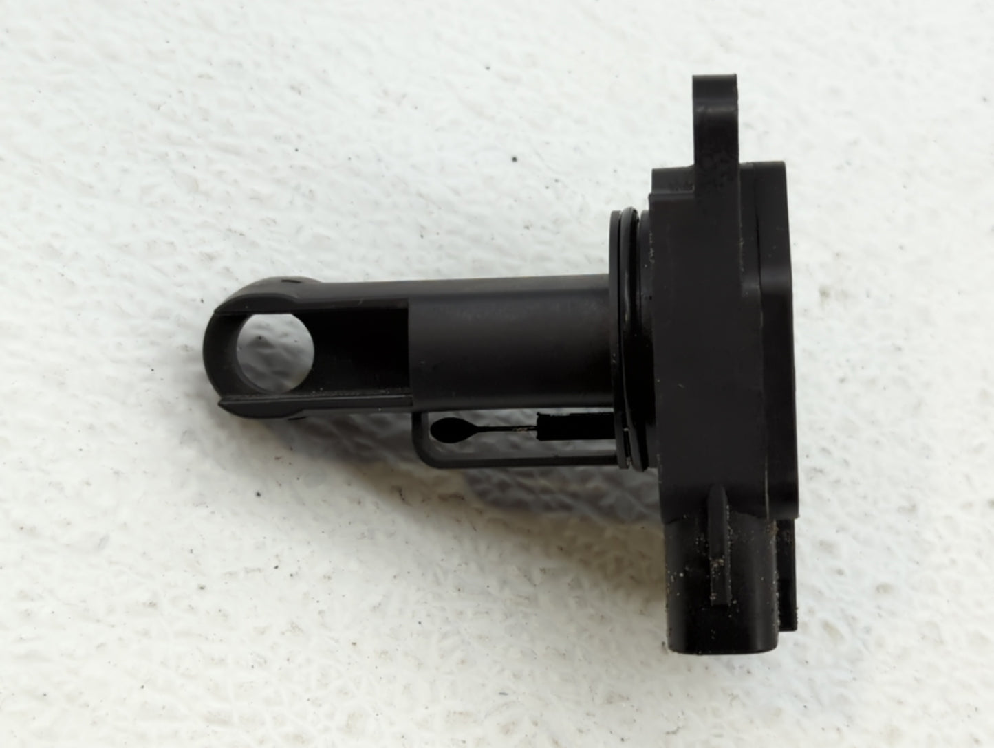 2004-2013 Mazda 3 Mass Air Flow Meter Maf - Oemusedautoparts1.com