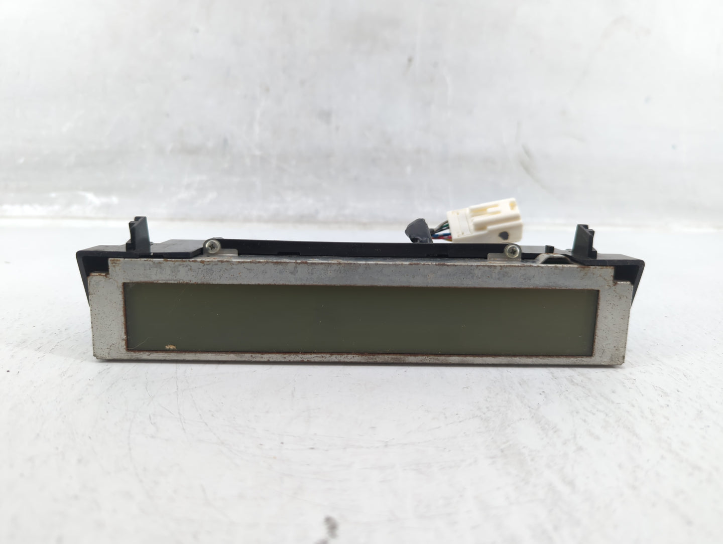 2008-2009 Mazda 3 Radio AM FM Cd Player Receiver Replacement Fits Fits 2008 2009 OEM Used Auto Parts - Oemusedautoparts1.com