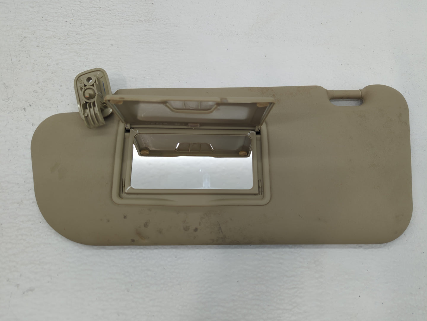 2004-2009 Mazda 3 Sun Visor Shade Replacement Driver Left Mirror Fits Fits 2004 2005 2006 2007 2008 2009 OEM Used Auto Parts