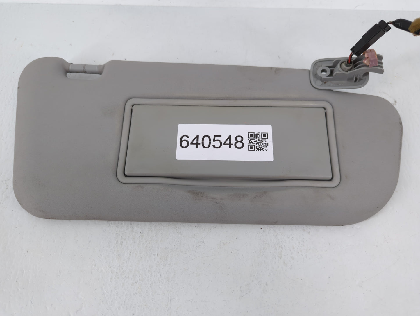 2008 Mazda 3 Sun Visor Shade Replacement Passenger Right Mirror Fits OEM Used Auto Parts - Oemusedautoparts1.com