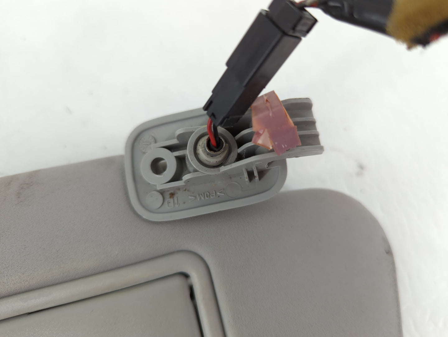 2008 Mazda 3 Sun Visor Shade Replacement Passenger Right Mirror Fits OEM Used Auto Parts - Oemusedautoparts1.com