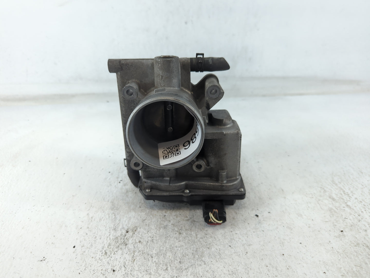 2006-2013 Mazda 3 Throttle Body P/N:L3R4 13 640 Fits Fits 2006 2007 2008 2009 2010 2011 2012 2013 OEM Used Auto Parts - Oemu