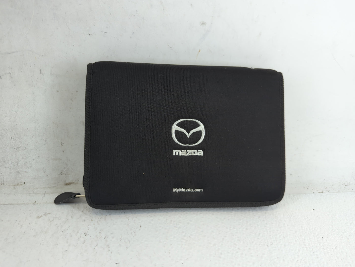 2008 Mazda 3 Owners Manual Book Guide P/N:9999-95-038C-08R1 8Z56-EA-08C OEM Used Auto Parts - Oemusedautoparts1.com