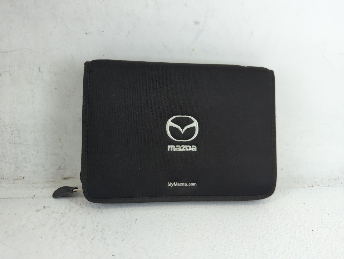 2008 Mazda 3 Owners Manual Book Guide P/N:9999-95-038C-08R1 8Z56-EA-08C OEM Used Auto Parts - Oemusedautoparts1.com