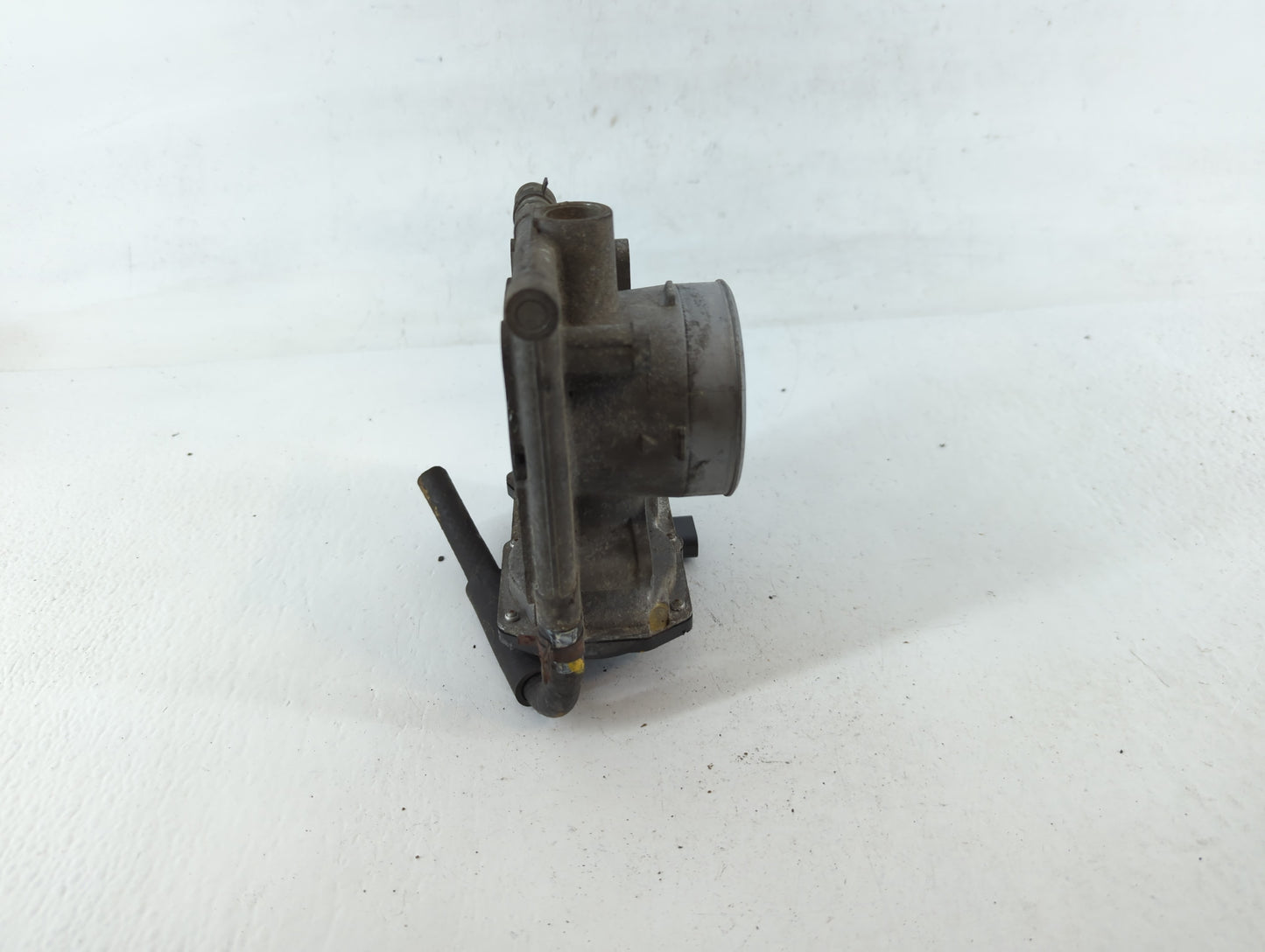 2006-2013 Mazda 3 Throttle Body P/N:125000199 L3R4 13 640 Fits Fits 2006 2007 2008 2009 2010 2011 2012 2013 OEM Used Auto Pa