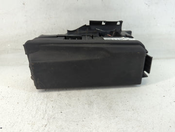 2008-2010 Mazda 5 Fusebox Fuse Box Panel Relay Module P/N:518747118 128 00 998 Fits Fits 2008 2009 2010 OEM Used Auto Parts 