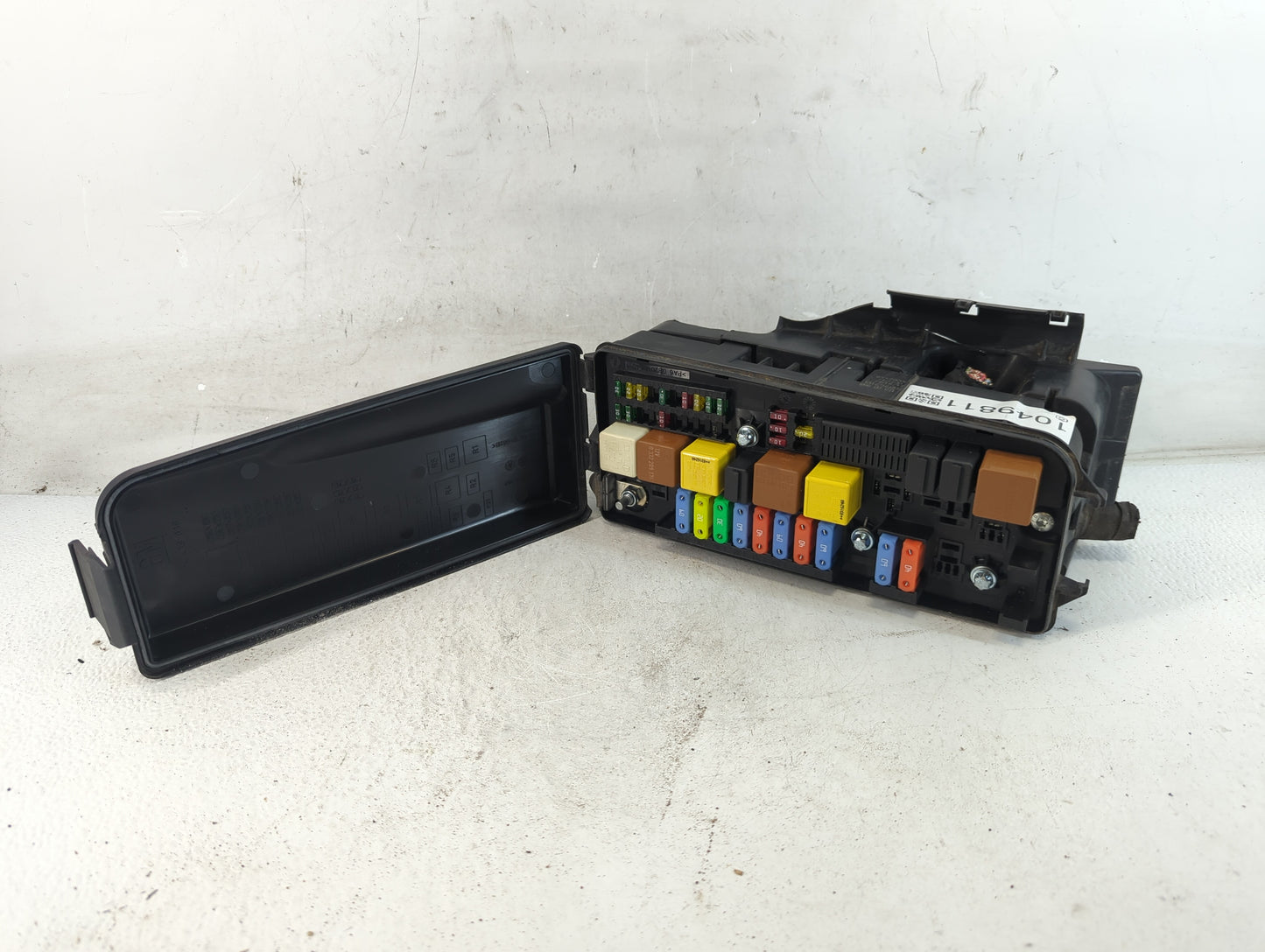 2008-2010 Mazda 5 Fusebox Fuse Box Panel Relay Module P/N:518747118 128 00 998 Fits Fits 2008 2009 2010 OEM Used Auto Parts 