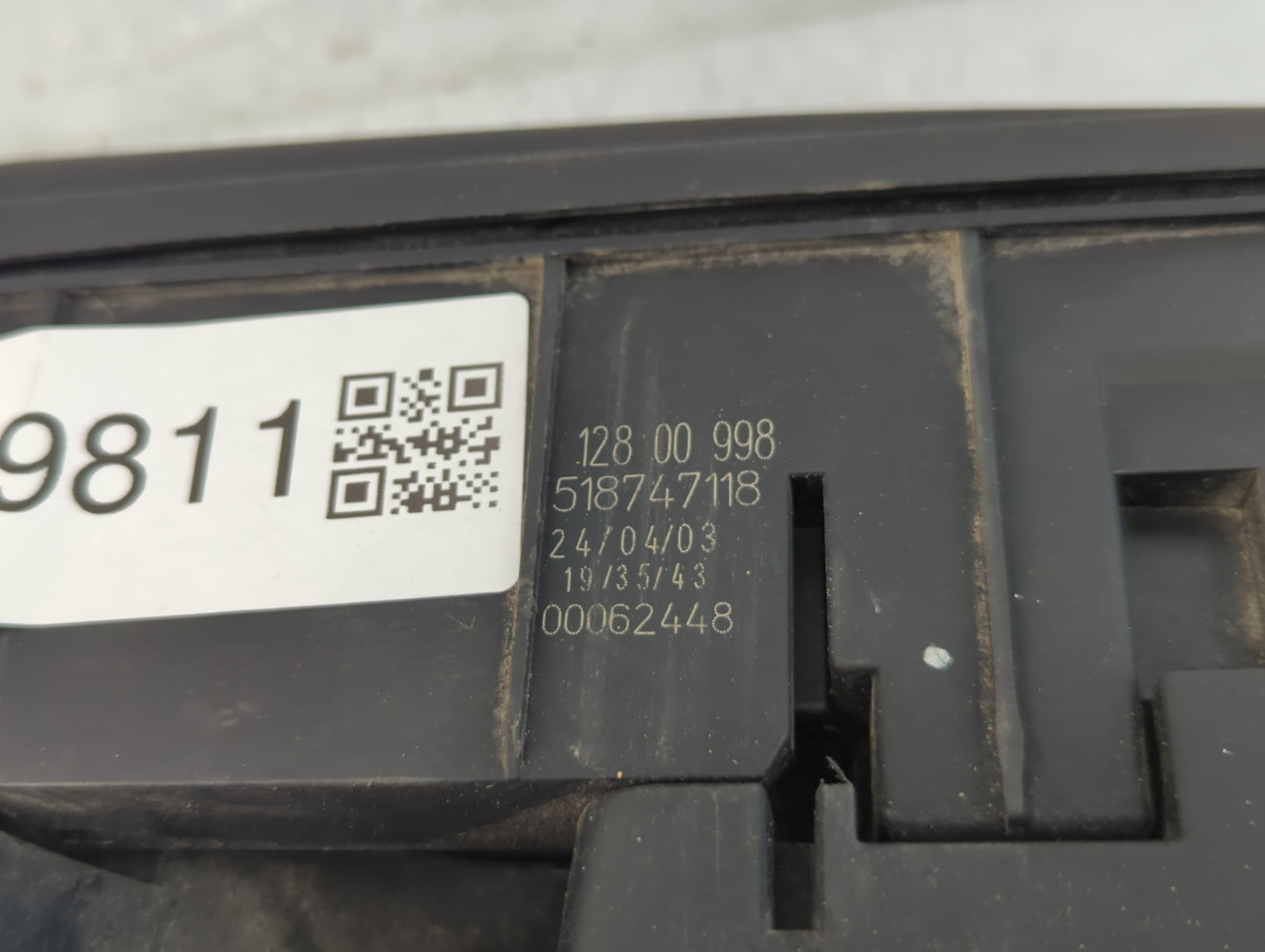 2008-2010 Mazda 5 Fusebox Fuse Box Panel Relay Module P/N:518747118 128 00 998 Fits Fits 2008 2009 2010 OEM Used Auto Parts 