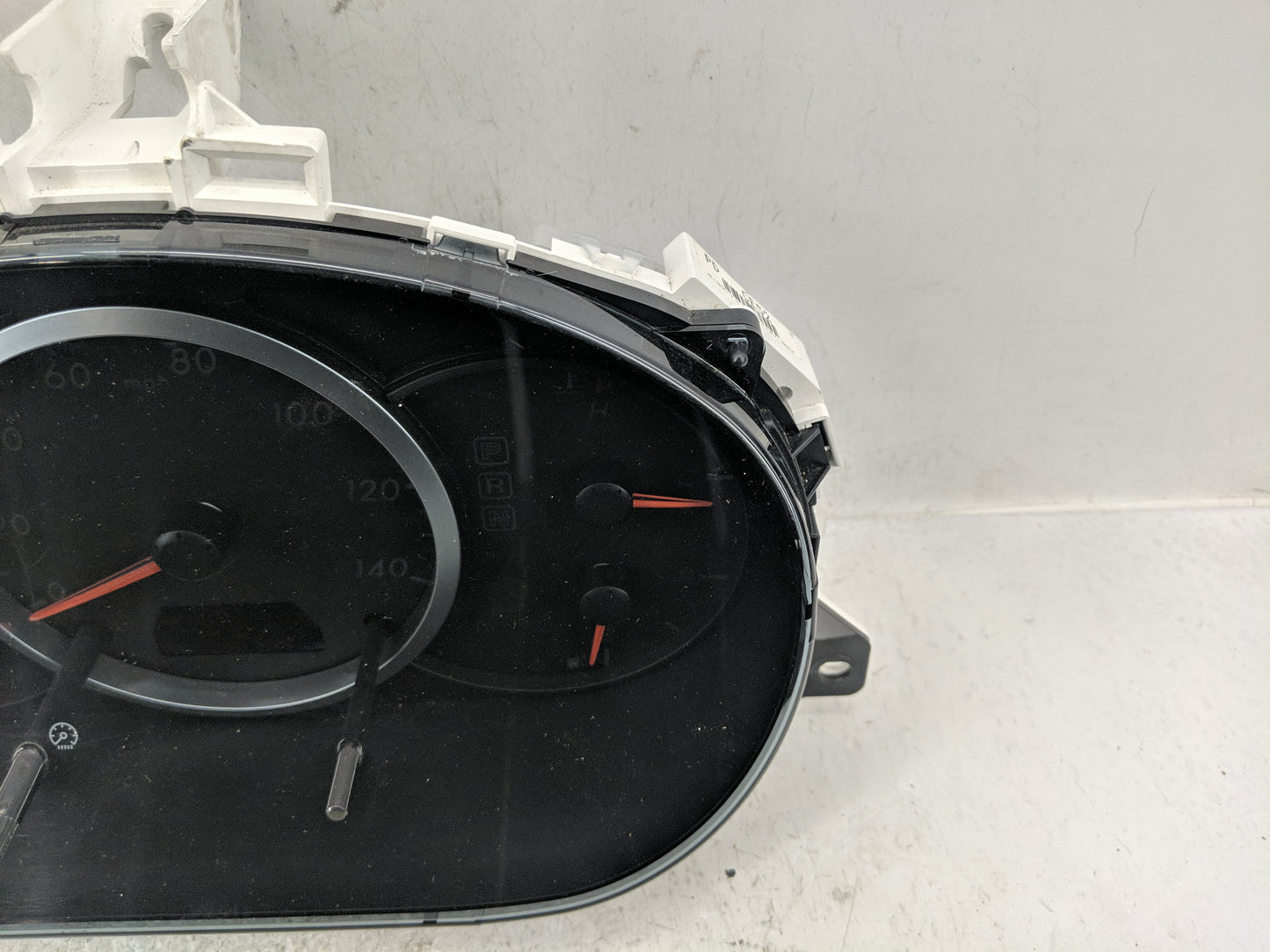 2008-2009 Mazda 5 Instrument Cluster Speedometer Gauges Fits Fits 2008 2009 OEM Used Auto Parts - Oemusedautoparts1.com