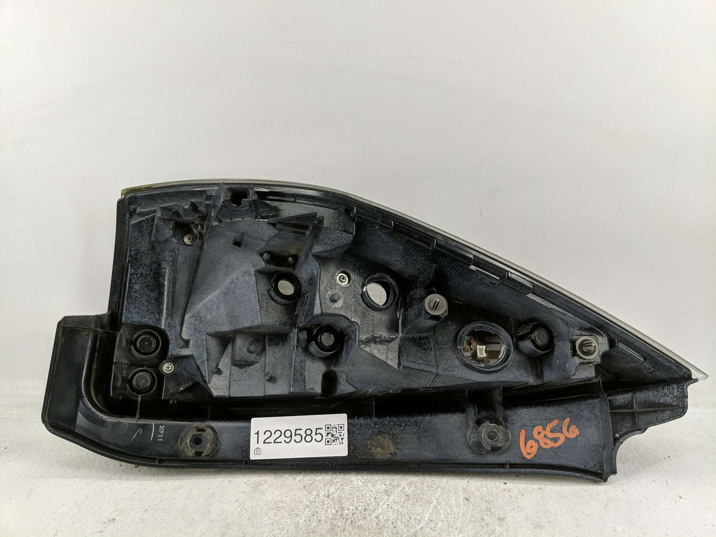 2008 Mazda 5 Tail Light Assembly Passenger Right OEM P/N:A042396 Fits OEM Used Auto Parts - Oemusedautoparts1.com