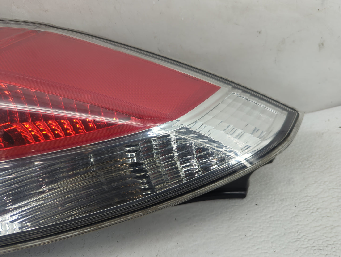 2008-2010 Mazda 5 Tail Light Assembly Driver Left OEM P/N:C291 51160 Fits Fits 2008 2009 2010 OEM Used Auto Parts - Oemuseda